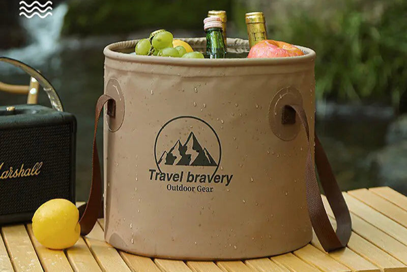 Compact Trekker's Folding Bucket